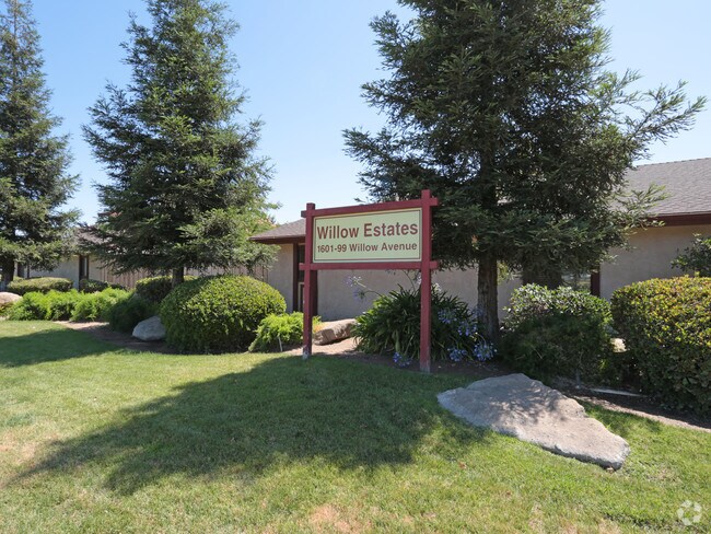 Building Photo - Willow Estates