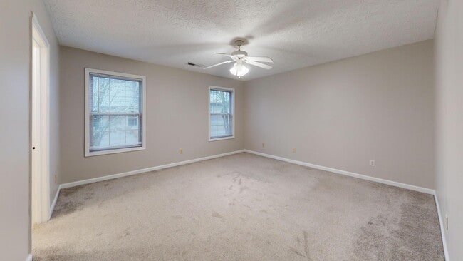 Building Photo - 3735 Lochdale Terrace