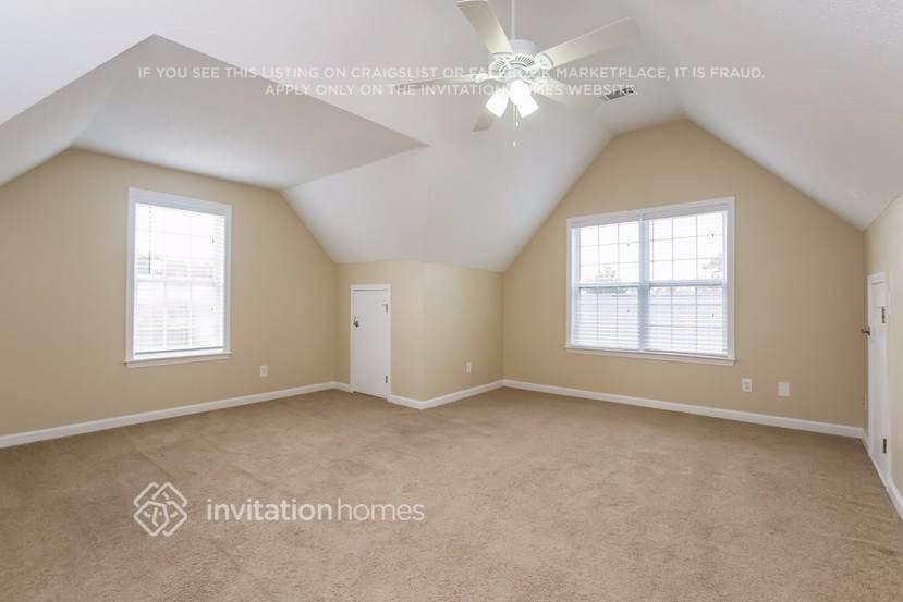 Building Photo - 255 Trotter Wy