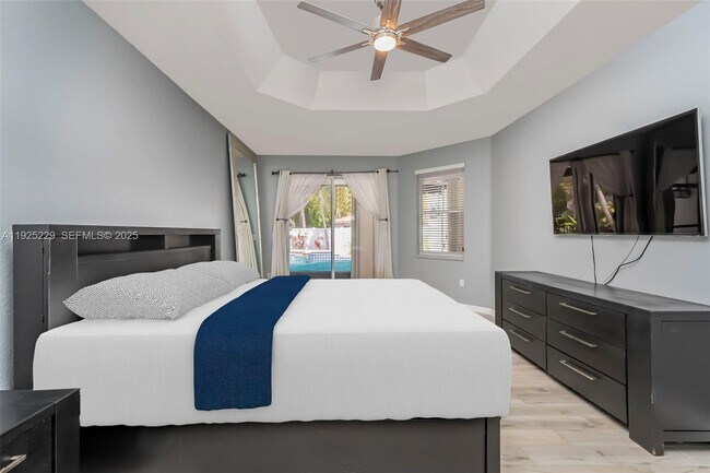 Building Photo - 3808 SW 165th Terrace