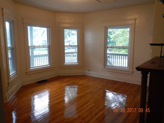 Building Photo - 430 Westcott St