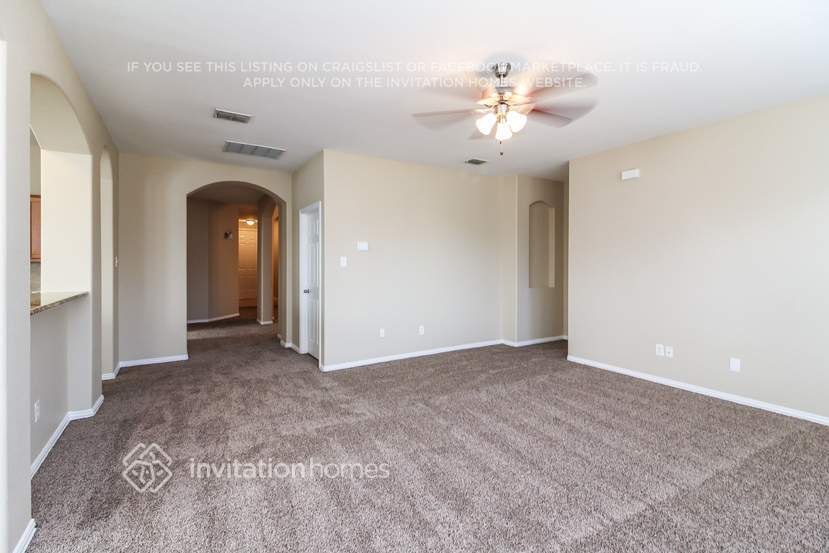 Building Photo - 932 Matagorda Ln