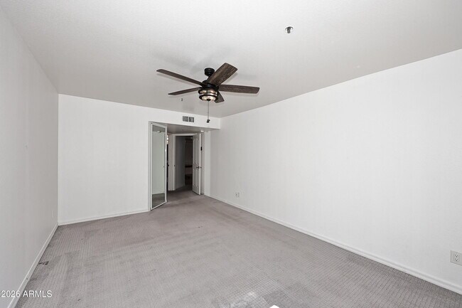 Building Photo - 5104 N 32nd St