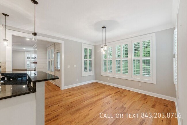 Building Photo - 2038 Shields Ln