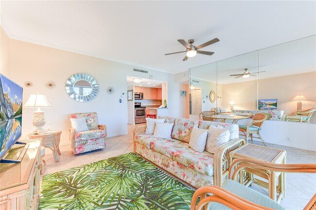 Building Photo - 880 Mandalay Ave