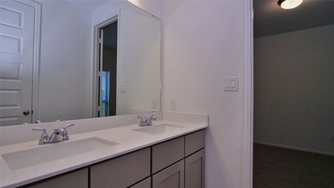 Building Photo - 5311 Birch Shadow Dr