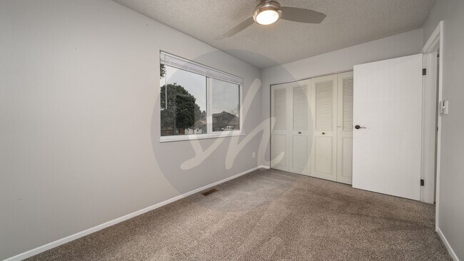 Building Photo - Great Home in Colorado Springs with 2 Car Garage