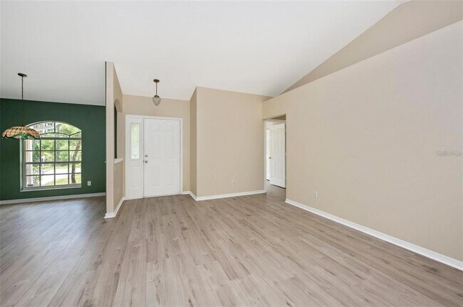 Building Photo - 4382 Sunburst Ave
