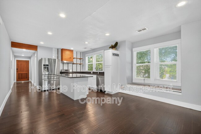 Building Photo - 1225 Michigan Ave