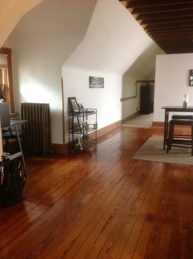 View toward Bedroom - 4124 W Pine Blvd