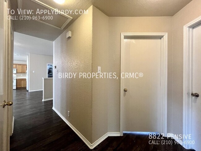 Building Photo - **3 Bed, 2 Bath Located in Converse, Tx**