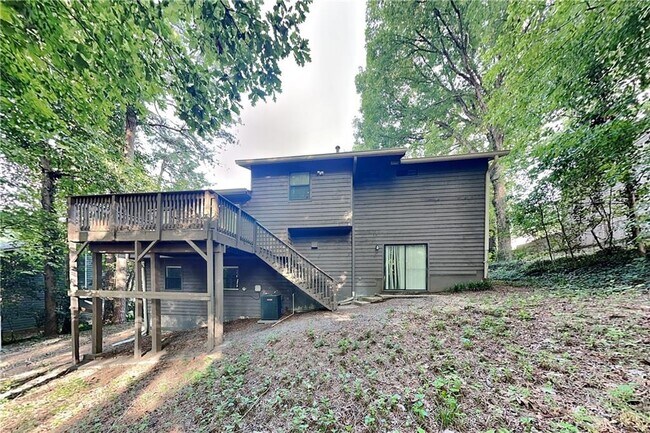 Building Photo - 4094 Maxanne Dr NW