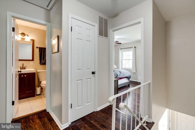 Building Photo - 12707 Harborview Ct