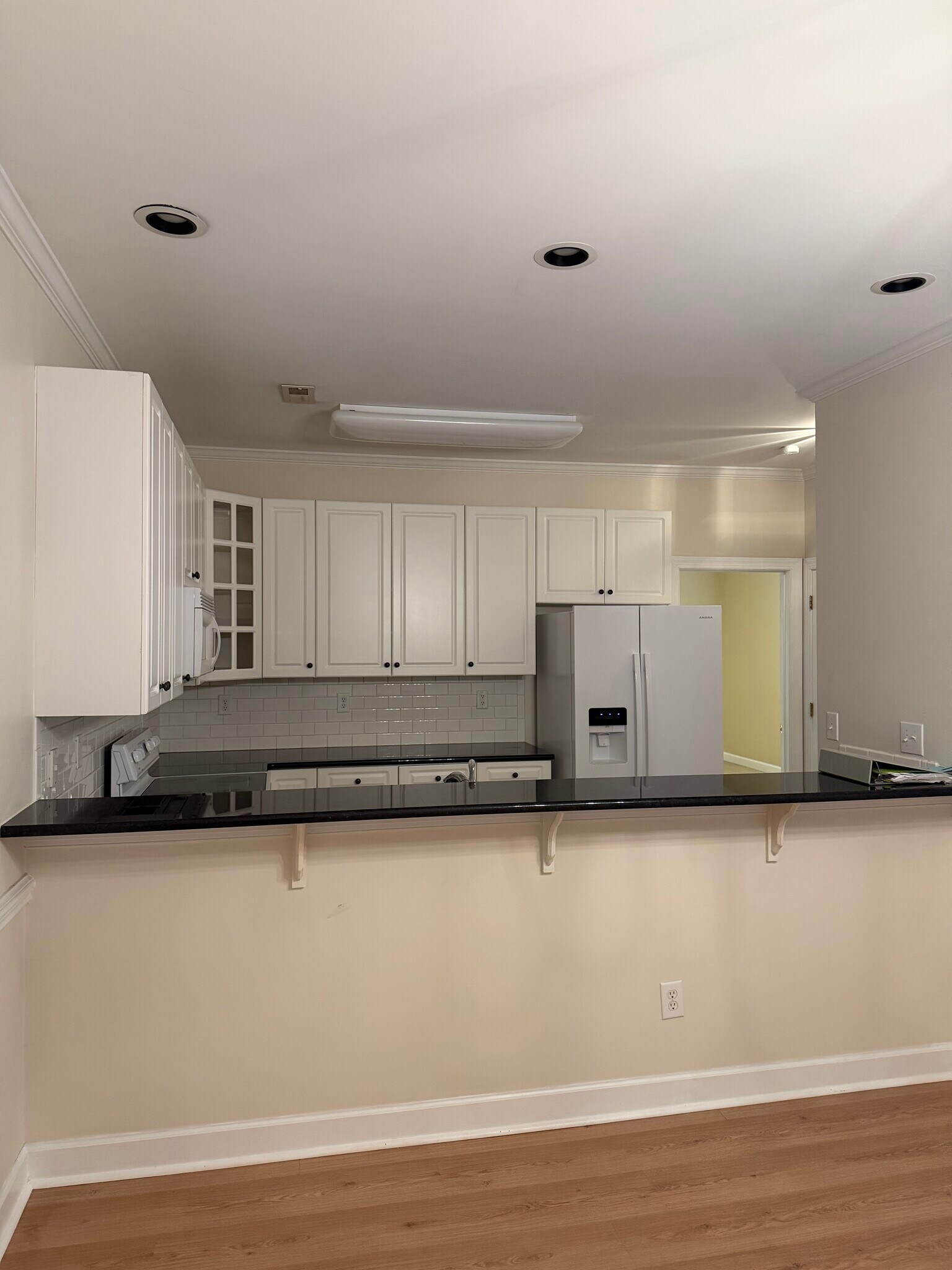 Building Photo - 175 Alpine Ct