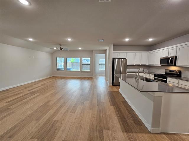 Building Photo - 358 Rockstream Dr