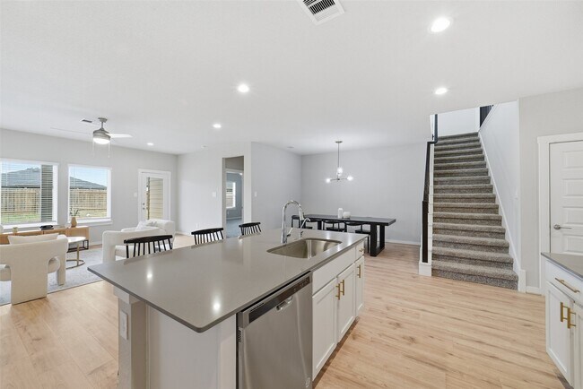 Building Photo - 28922 Yulee Mill Dr