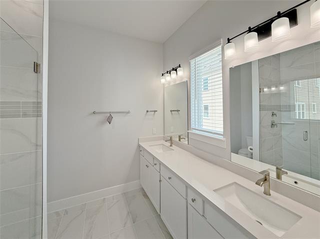 Building Photo - 909 Ash Rd