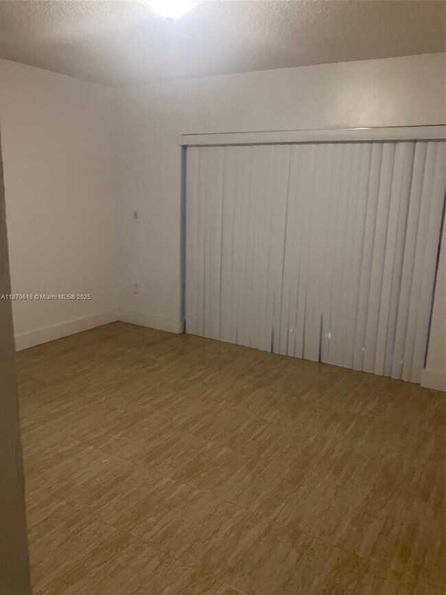 Building Photo - 17001 SW 146th Ct