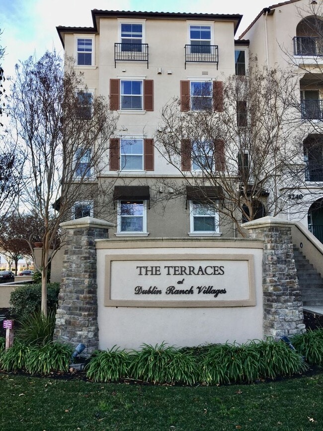 Building Photo - DUBLIN RANCH THE TERRACES 4th Floor 3br. 2ba., Gated Underground Parking!