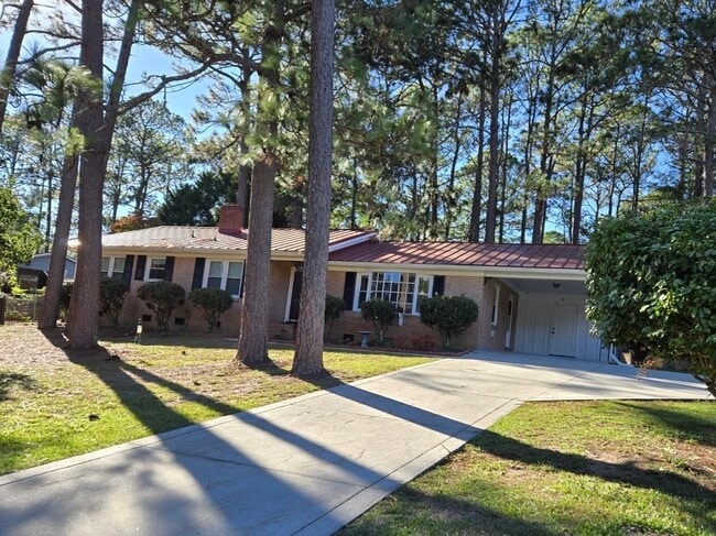 Building Photo - 741 Galloway Dr