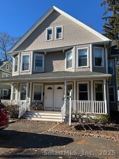 Building Photo - 70 Thorpe St