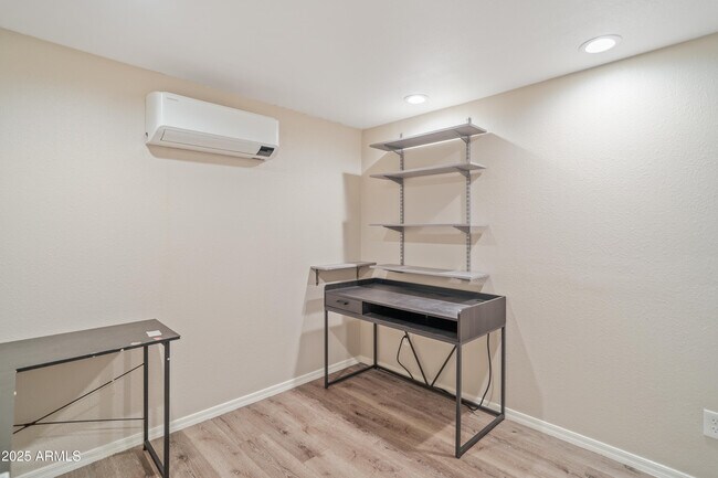 Building Photo - 8316 W Sweetwater Ave