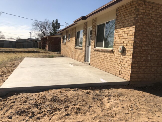 Building Photo - 228 Midianite Dr