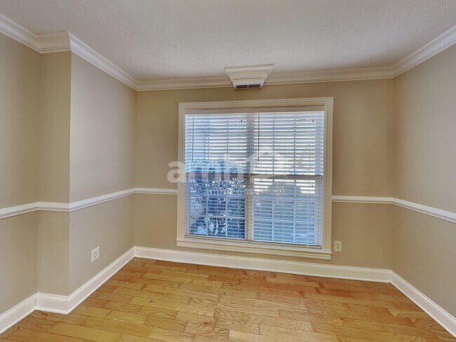 Building Photo - 4321 Roxburghe Ct