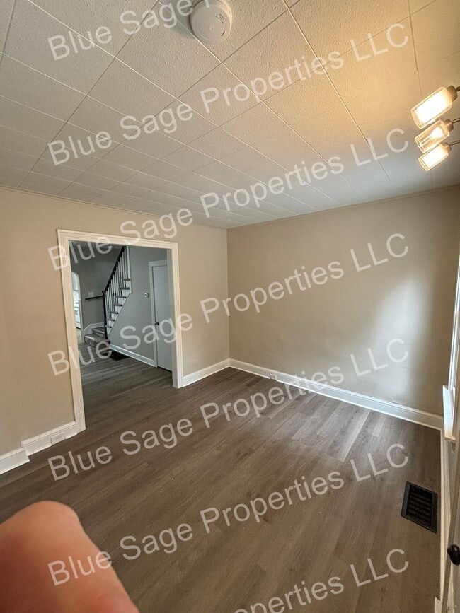 Building Photo - 126 Beech St