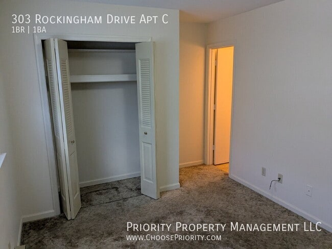 Building Photo - 303 Rockingham Dr