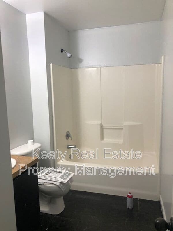 Building Photo - 112 Vieux Orleans Cir