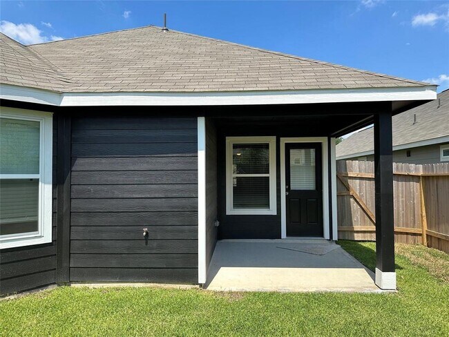 Building Photo - 2362 Tavo Trails Dr