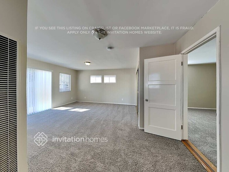 Building Photo - 7046 Murietta Ave