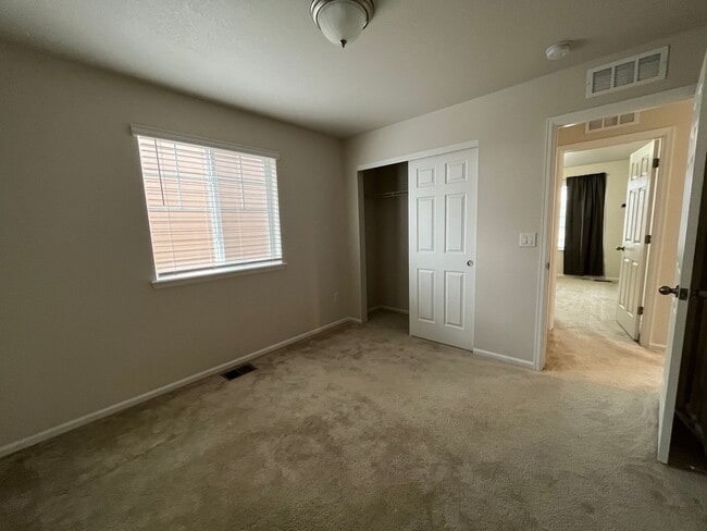 Building Photo - 1845 Tinker Dr