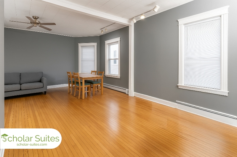 Building Photo - 86 Linden St