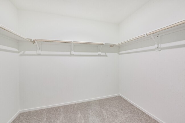 Building Photo - 710 Zuppino Ln