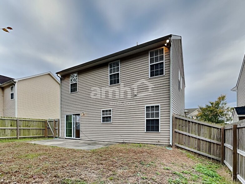Building Photo - 1121 Rutledge Landing Dr