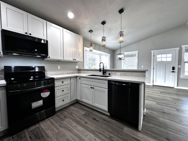 Building Photo - 207 S Razor Clam Dr SW