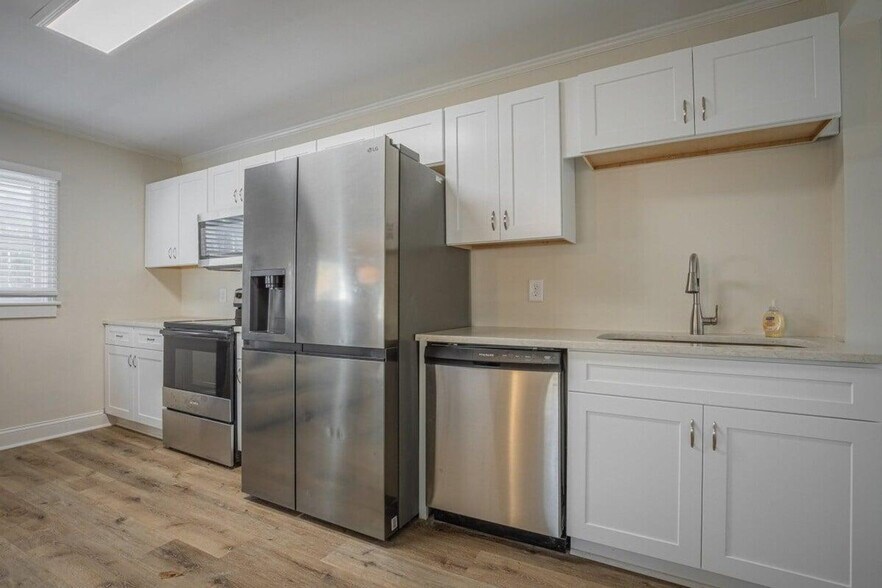 Building Photo - 840 Bobbin Mill Rd