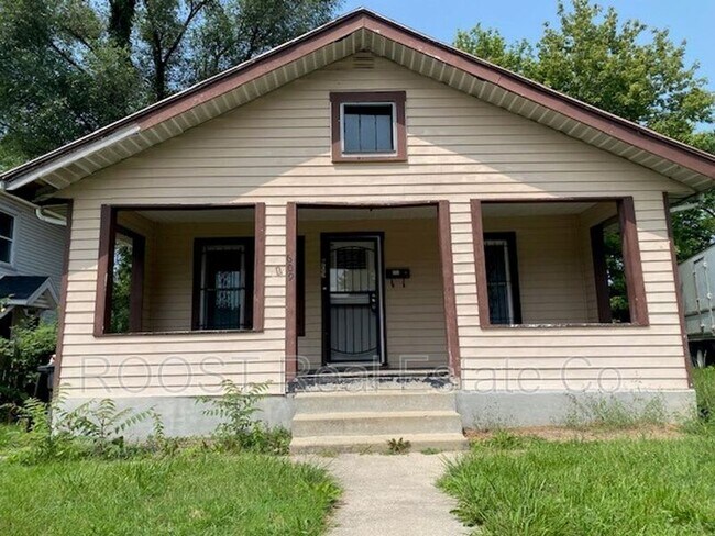 Primary Photo - 609 Shoop Ave