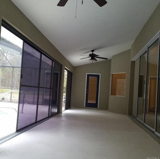 Building Photo - 2905 W Beamwood Dr