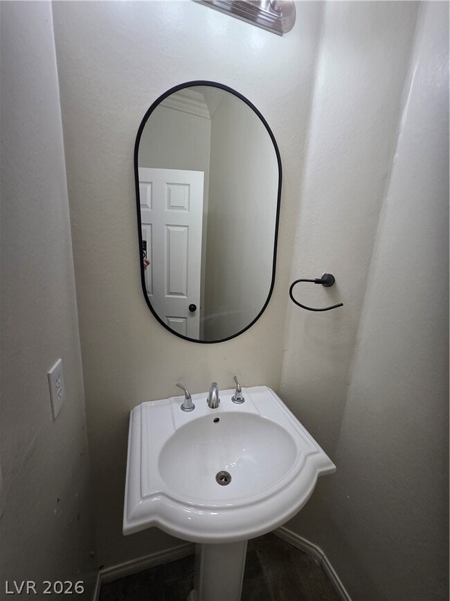 Building Photo - 9338 Wilderness Glen Ave