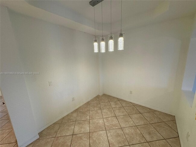 Building Photo - 12701 SW 49th Ct