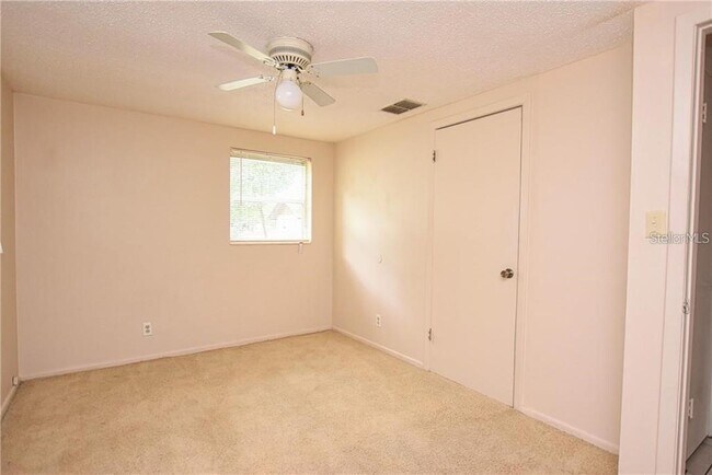 Building Photo - 1311 Standish Dr