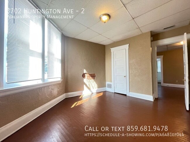 Building Photo - 3702 Huntington Ave