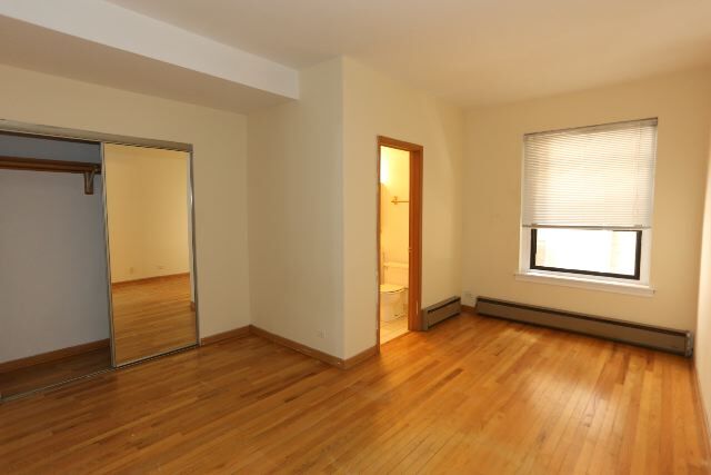 Building Photo - 640 W Barry Ave