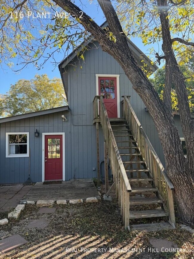 Primary Photo - 116 N Plant Ave