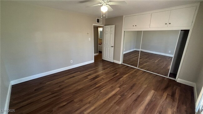 Building Photo - 1516 Houssels Ave