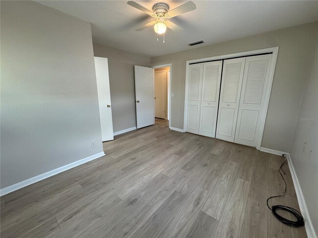 Building Photo - 32641 Lake Eustis Dr