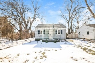 Building Photo - 2 bed 1 Bath Single Family Home in Dayton
